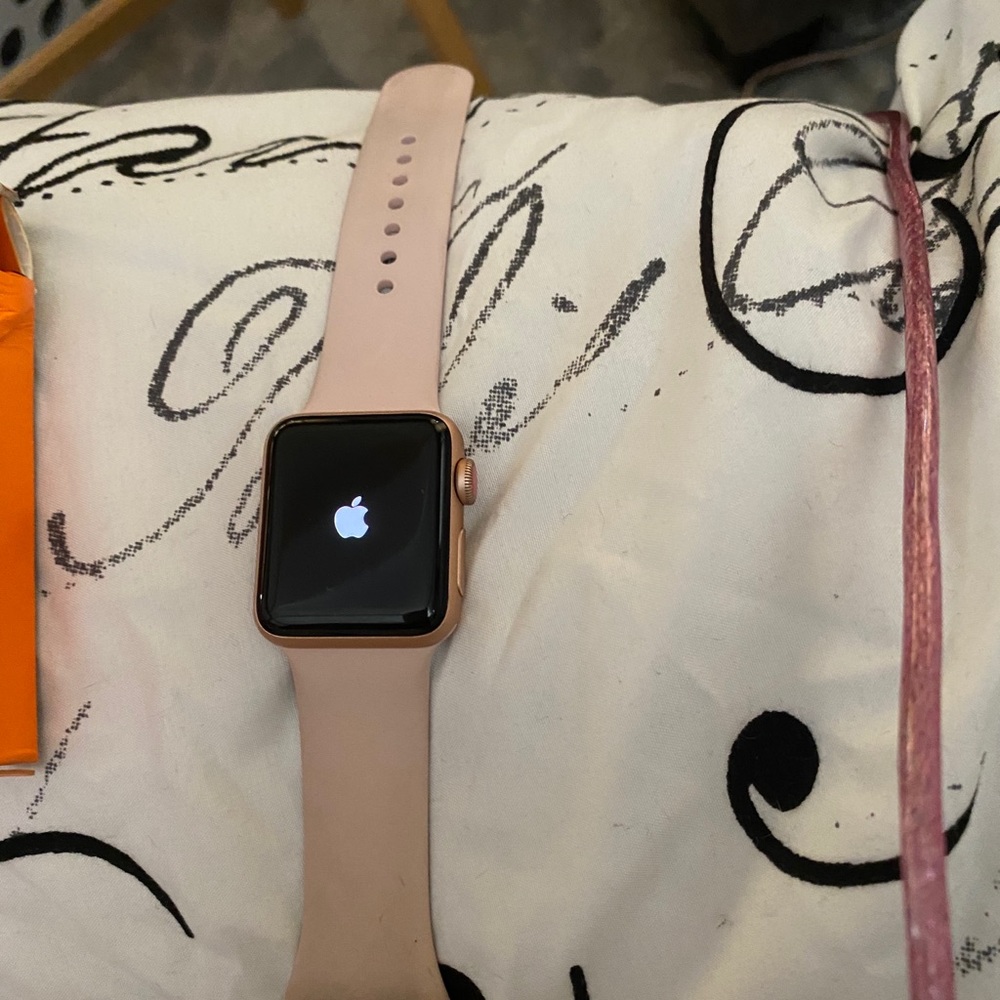 Apple Watch Series 3 38 mm rose gold